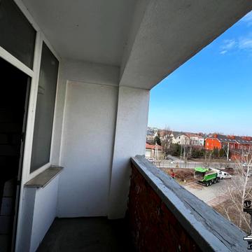 Черкаська вул., 1-А