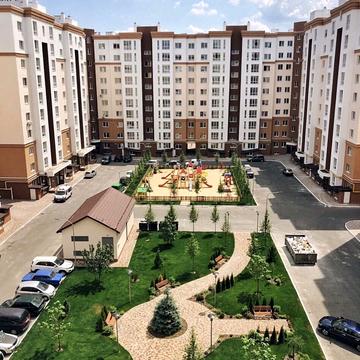 Героїв Небесної Сотні просп., 30/2