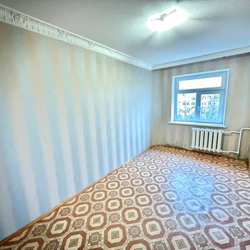 Богдана Хмельницького просп. (Героїв Сталінграда), 8-Б