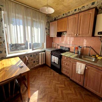 Карпенка вул., 7