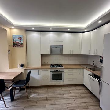 Академіка Шалімова вул., 65-А