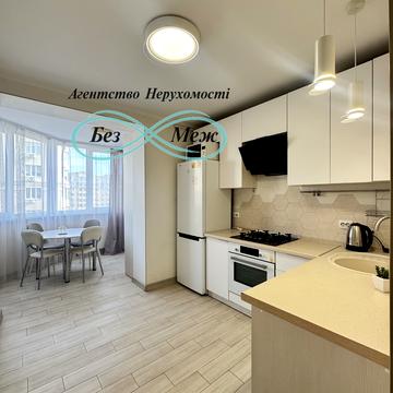 Миру вул., 50