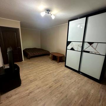 Надії Алексєєнко вул. (Чичеріна), 106