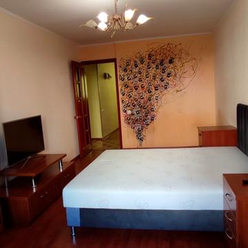 Сергія Тимошенка вул., 19