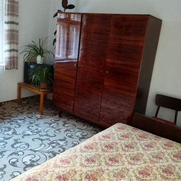 Шандора Петефі пл., 12