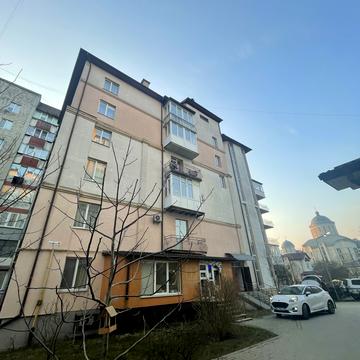 Володимира Івасюка вул., 50б