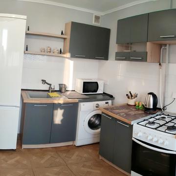 Князя Романа Мстиславича вул. (Генерала Жмаченка), 4