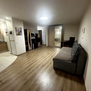 Голосіївський просп. (40-річчя Жовтня), 108к3