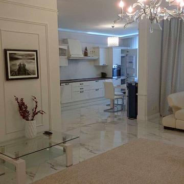 Лесі Українки бульв., 7-Б