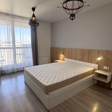 Володимира Великого вул. (Артема), 10в