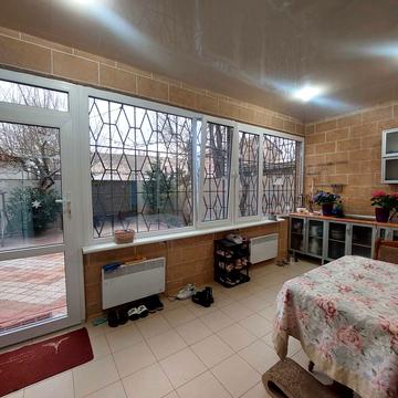 Молодіжна вул., 50