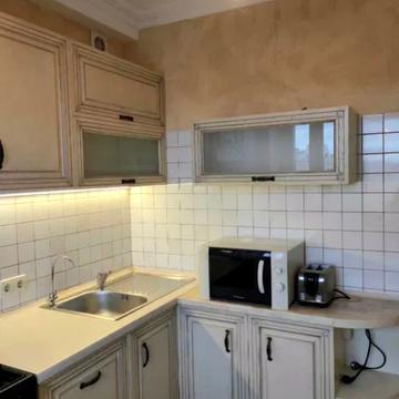 Микільсько-Ботанічна вул., 6/8