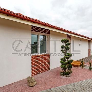 Поштова вул., 16