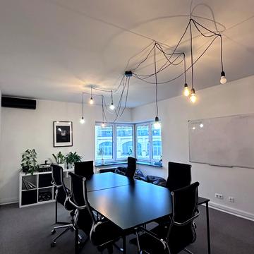 Велика Васильківська вул. (Червоноармійська), 9-2