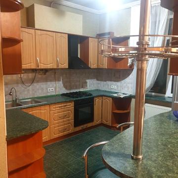 Троїцька вул., 30