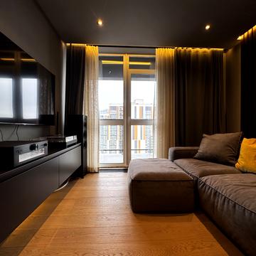 Джона Маккейна вул. (Івана Кудрі), 1-Б