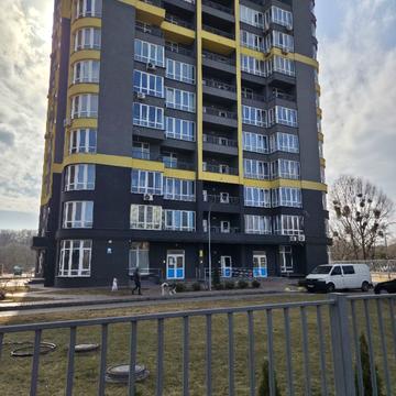 Кадетський Гай вул., 8