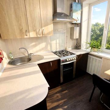 Лесі Українки просп. (Пушкіна), 5