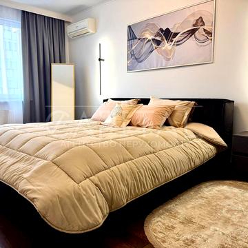 Голосіївський просп. (40-річчя Жовтня), 60