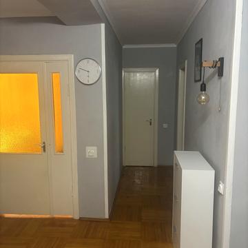 Героїв Майдану вул. (Червоноармійська), 172