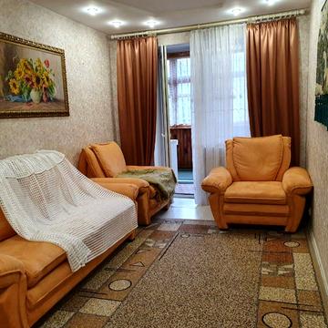 Героїв Поліції вул., 40