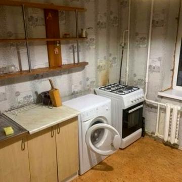 Автозаводська вул., 27