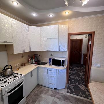 Чорнобильська вул., 10-А