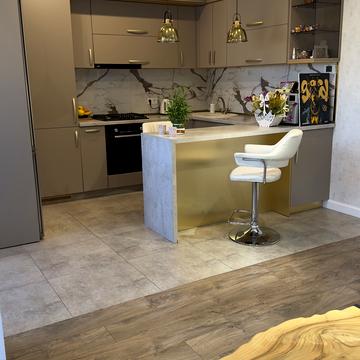 Кричевського вул., 36