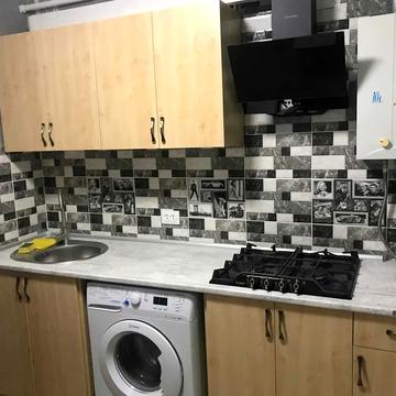 Богдана Хмельницького просп. (Героїв Сталінграда), 3