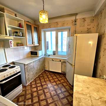 Оболонський просп., 43