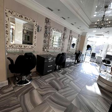 Генерала Тараса Чупринки вул. (), 3