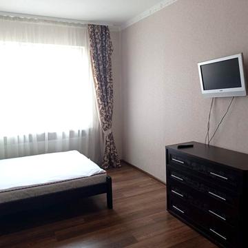 Милославська вул., 2-Б