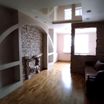 Печерська вул., 2