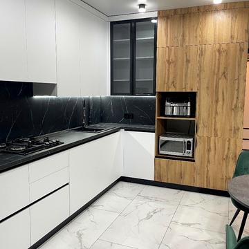 Під Голоском вул., 16