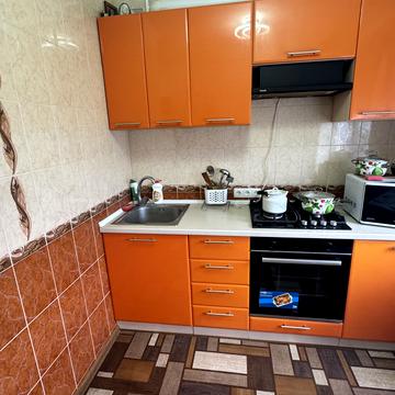 Волонтерська вул. (Соціалістична), 68