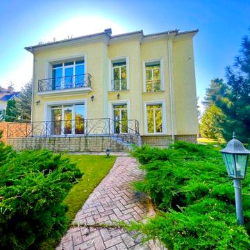 Київська вул.