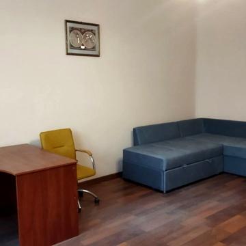 Микільсько-Слобідська вул., 1-А