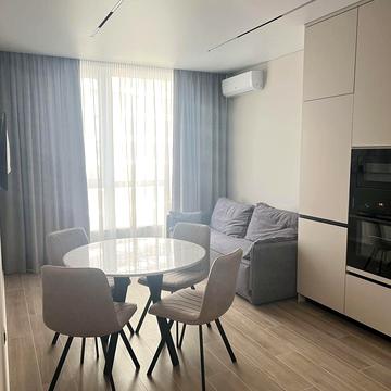 Дніпровська набережна вул., 15-Є