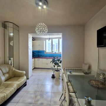 Ключний пров., 5