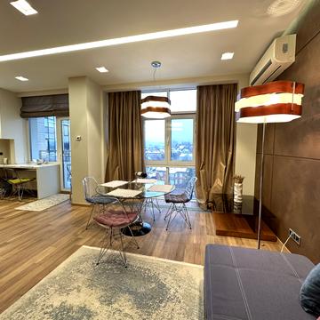 Звіринецька вул., 47