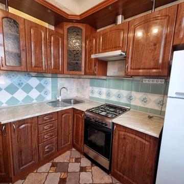 Ольжича вул., 12