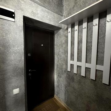 Дмитра Яворницького вул., 20