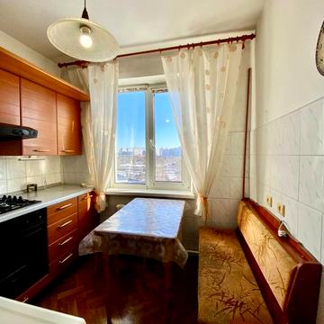 Березняківська вул., 26