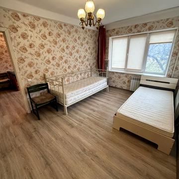 Стеценка вул., 4