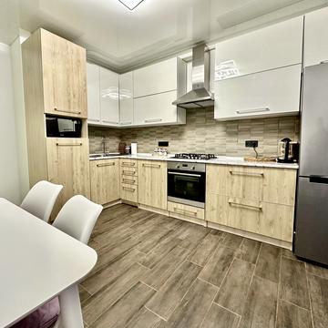 Малоголосківська вул., 16а