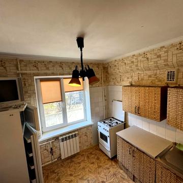 Леся Курбаса просп., 10-Ж