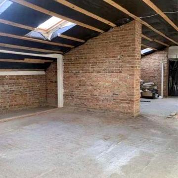 Тарасівська вул., 25