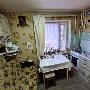 Зимових Походів вул. (Молодогвардійська), 10