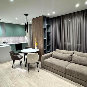 Братів Шеметів вул., 8