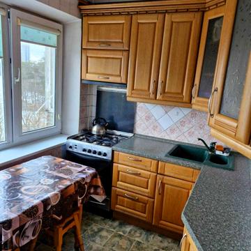 Алішера Навої просп., 76